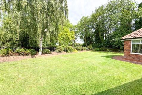 Rear garden view 4 