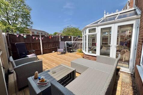 Rear garden view 2
