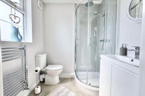 En suite shower room