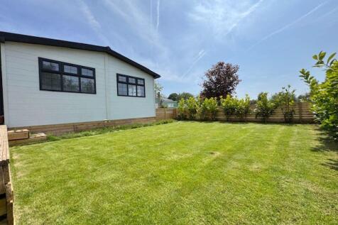 Side lawn garden view 2