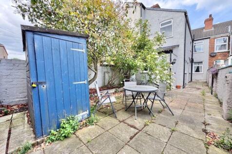 Rear garden view 2