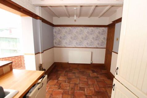 Kitchen diner photo 2