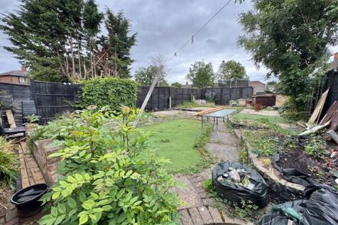Rear garden view 2