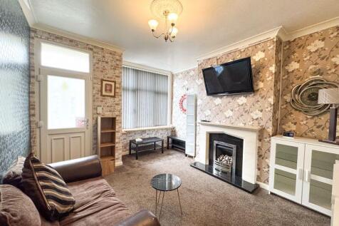 Lounge view 2 