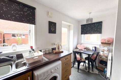 Kitchen-diner view 2