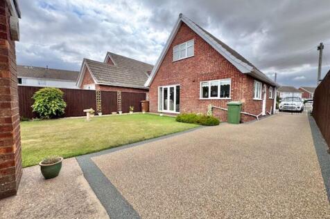 Driveway and house