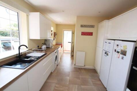 Kitchen photo 2