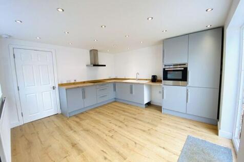 Kitchen breakfast room view 2