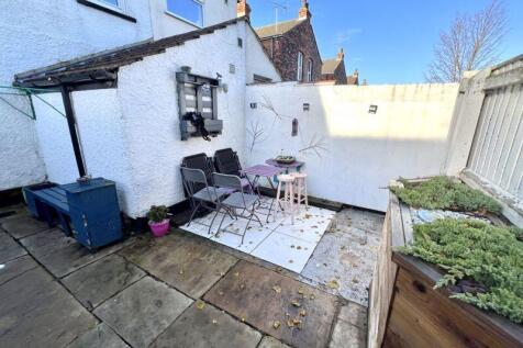 Rear garden view 2