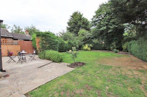 Rear Garden photo 2