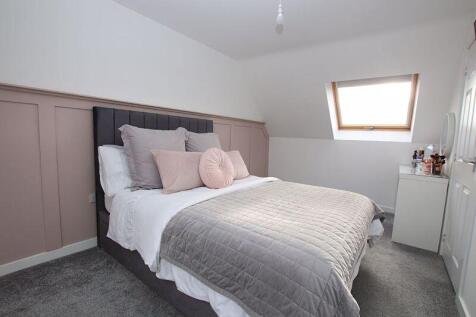 Bed 1 photo 2
