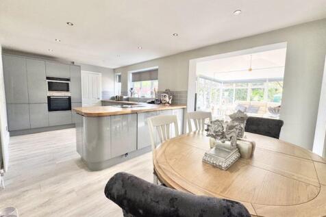 Kitchen breakfast, dining room and su...
