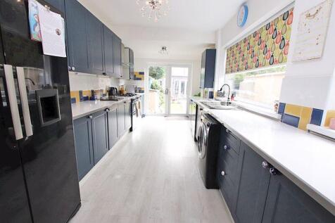 Kitchen photo 1