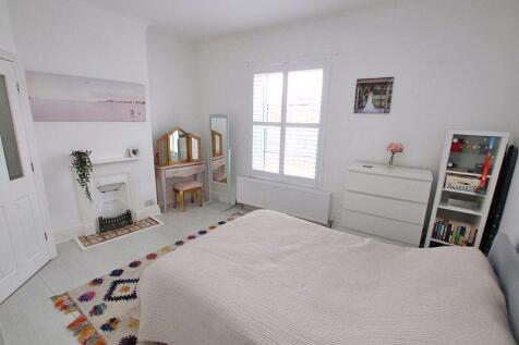 Bed 1