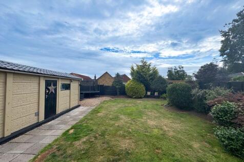 Rear garden view 3