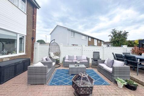 Rear garden view 4