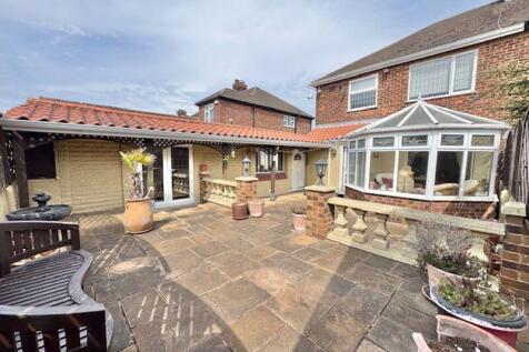 Rear garden view 2