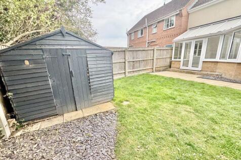 Shed and garden