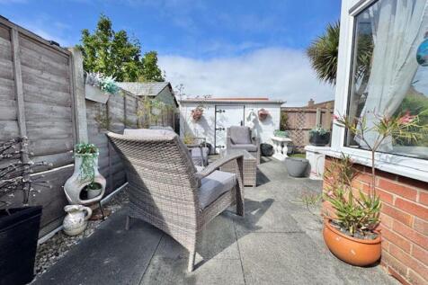 Outdoor lounging area