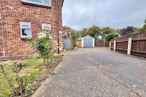Driveway to garage