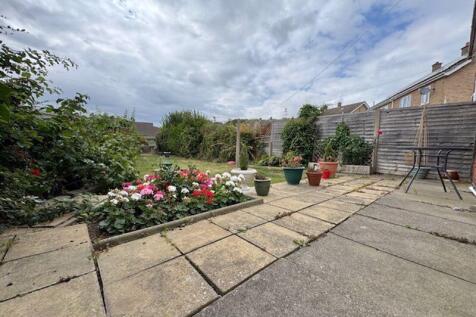 Rear garden view 2