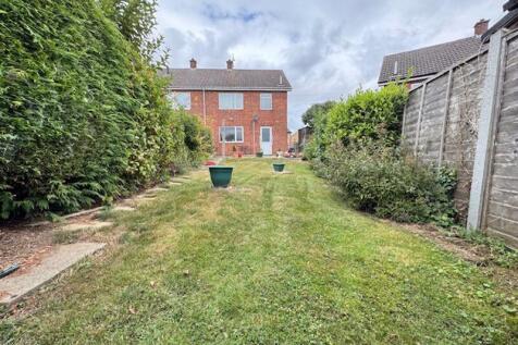 Rear garden view 3