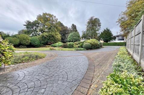 Front driveway and garden