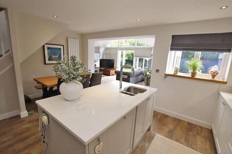 KItchen dine photo 3
