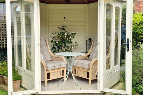Summer house view 2