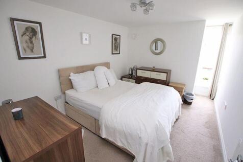 Bed 1