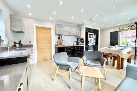 Kitchen living diner