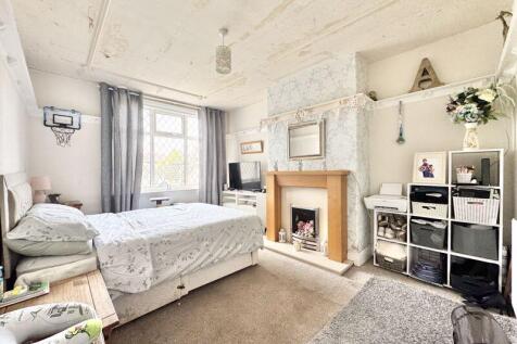 Sitting room / bedroom 4