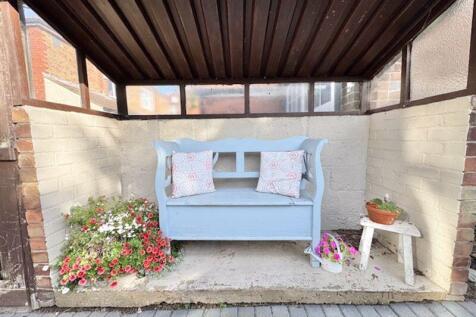 Garden love seat