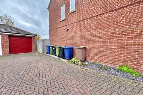 Parking and garage plus bin storage