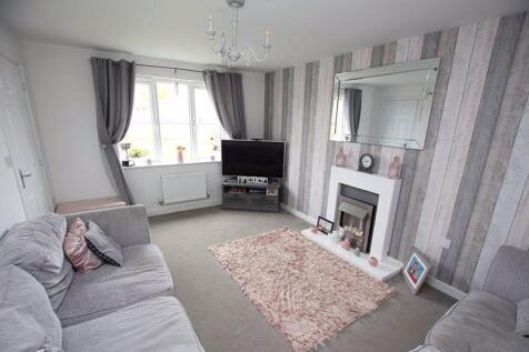 Living room photo 1