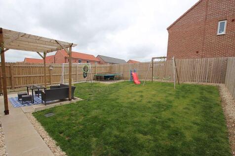 Rear garden photo 1
