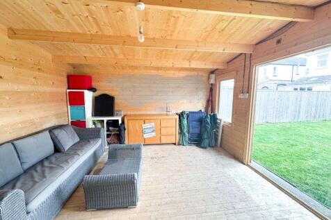 Summer house 