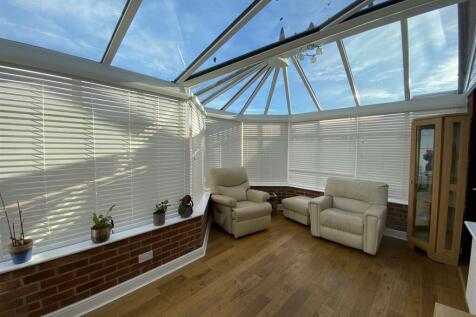 2nd image Conservatory
