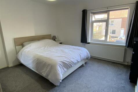Main bedroom image 2