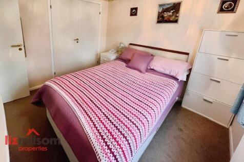 03d85d6e-Bedroom.jpg