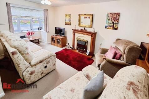 3d1de929-Spacious 20Lounge.jpg