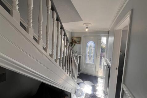 RECEPTION HALLWAY