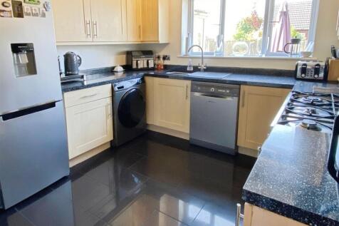 Modern fitted kitchen
