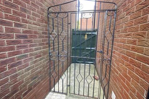 Double side security gates