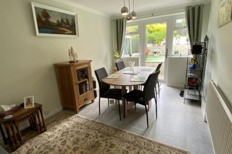 Double bedroom/Dining room