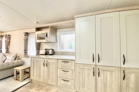 Kitchen Area 3.jpg