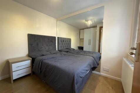 Annexe bedroom