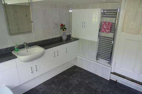 Cloakroom B