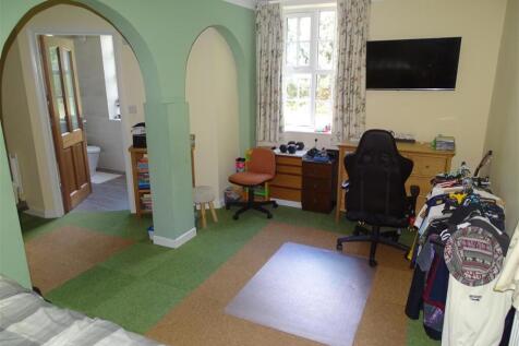 Bedroom 4 B