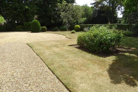 Front Garden B